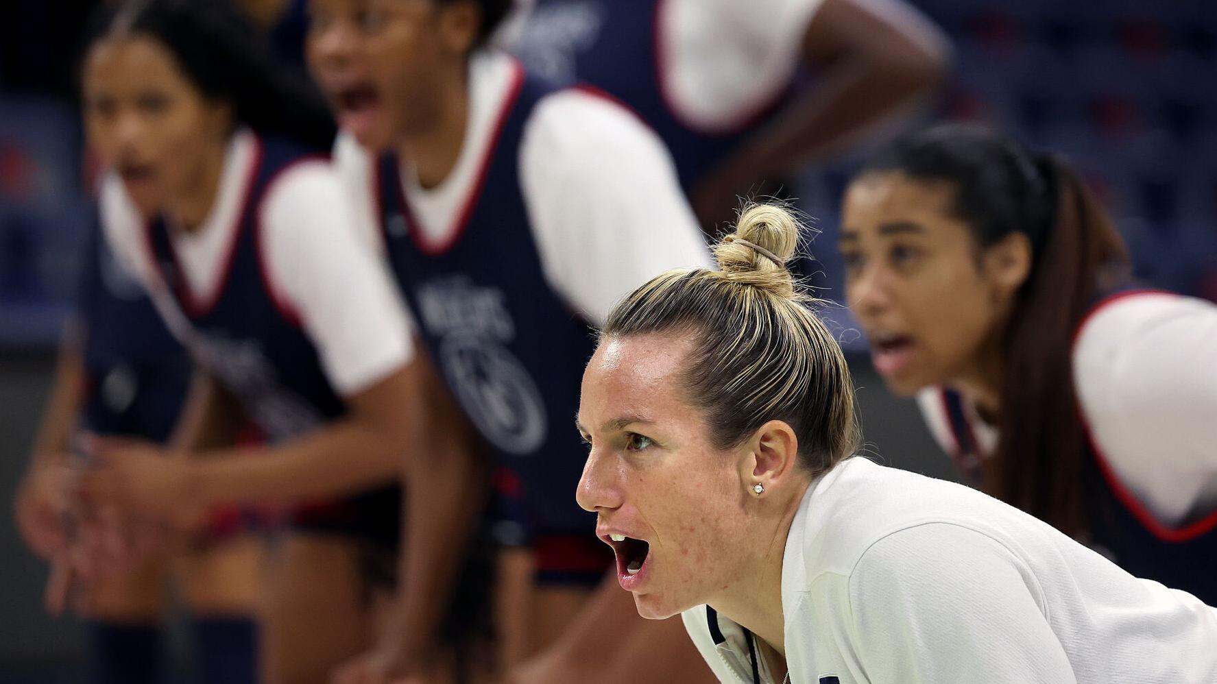 Arizona women's basketball coach Becky Burke gets Joan Bonvicini stamp of approval